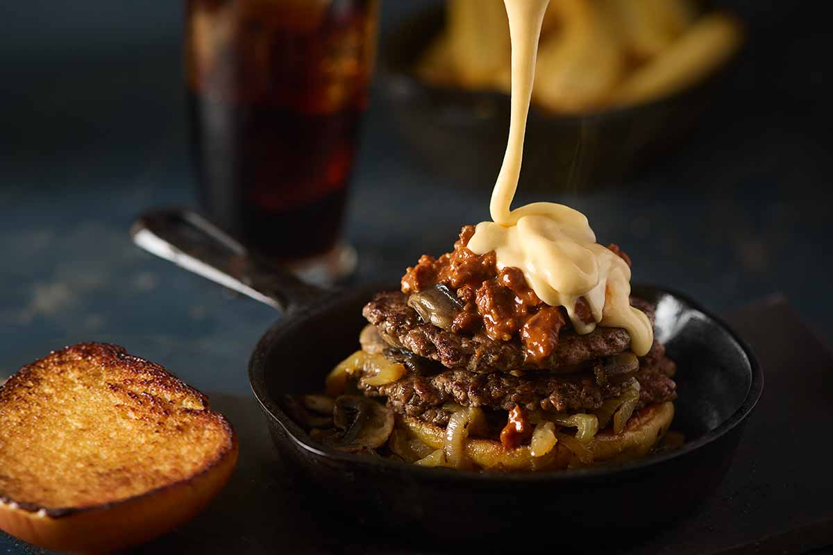 Cheddar Cheese Sauce - Leite's Culinaria