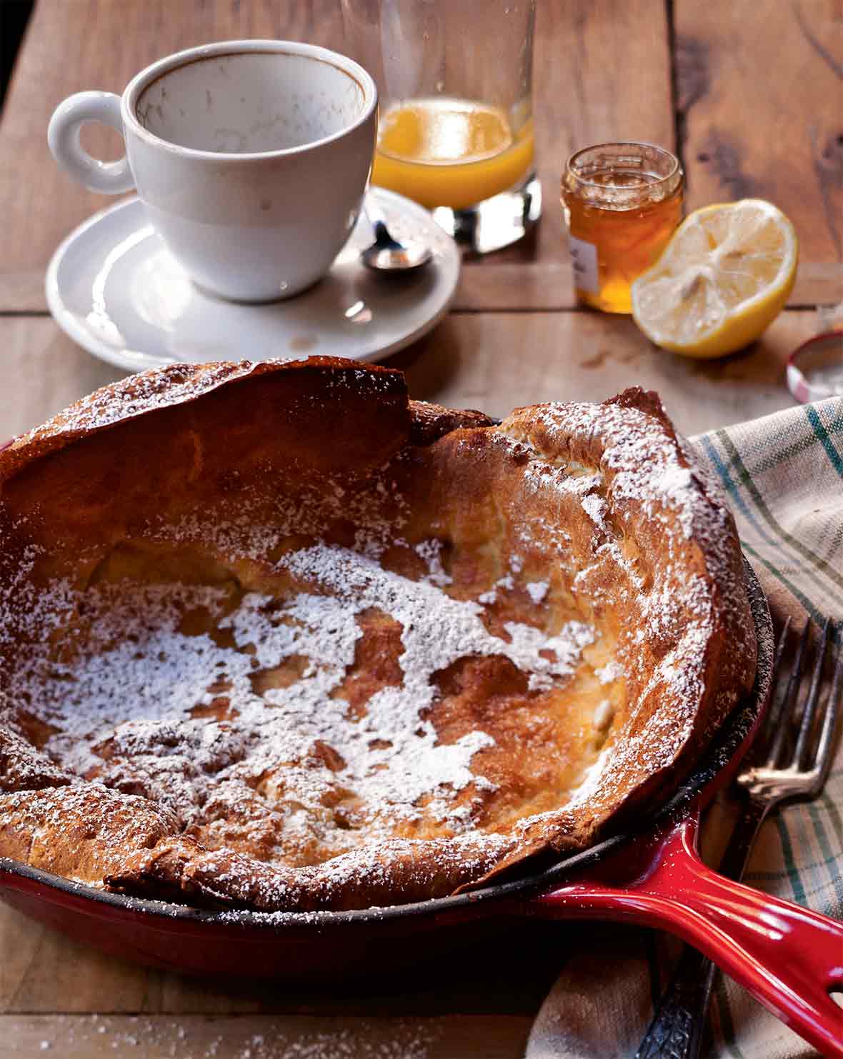 The Dutch Baby: 3.5-Quart Cast-Iron Dutch Oven for Small Batches — B&H  Trading Co.