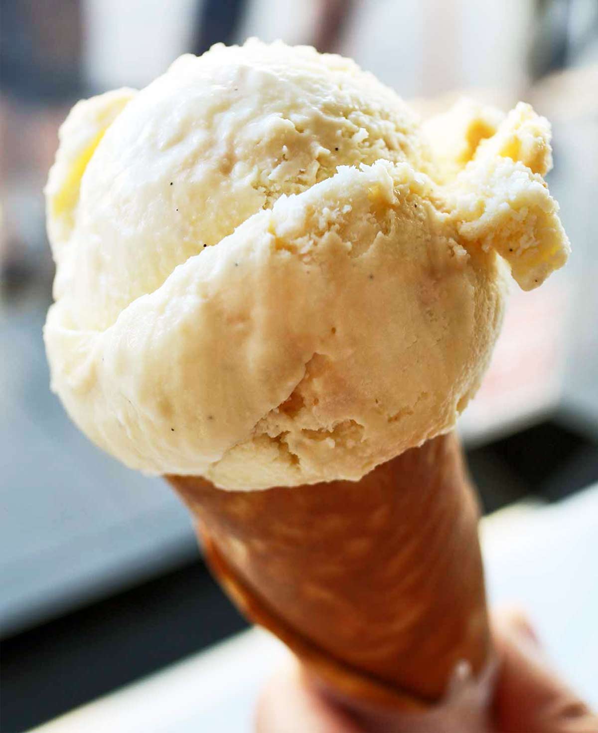 Old Fashioned Homemade Vanilla Ice Cream - Everyday Made Fresh