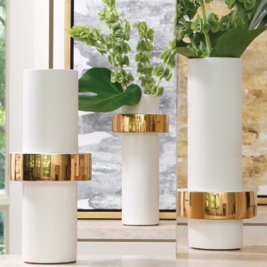 Photos of 3 Gold Ring Vase holding flowers.