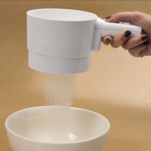 A White Norpro Battery Operate Sifter Sifting Flour