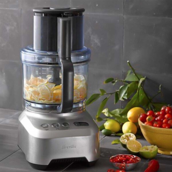 Breville Sous Chef Food Processor with food