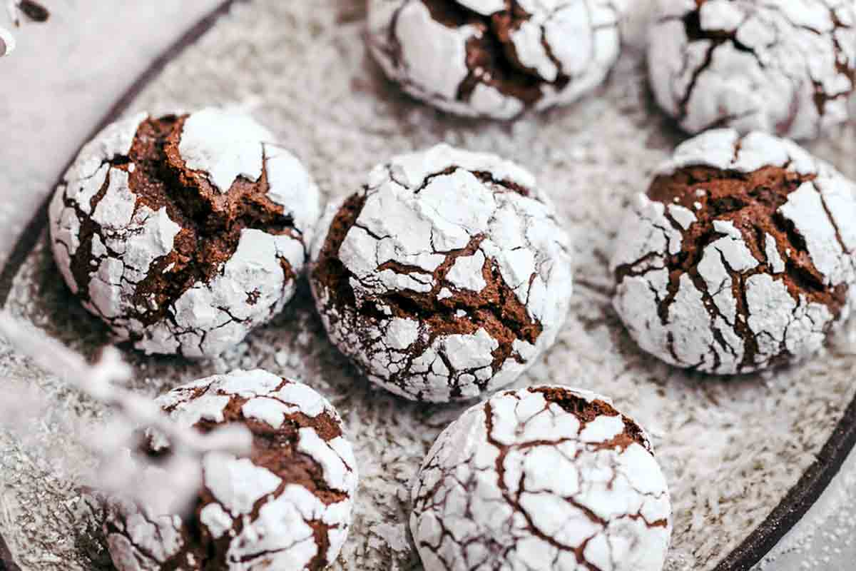Chocolate Ginger Crinkle Cookies – Leite's Culinaria