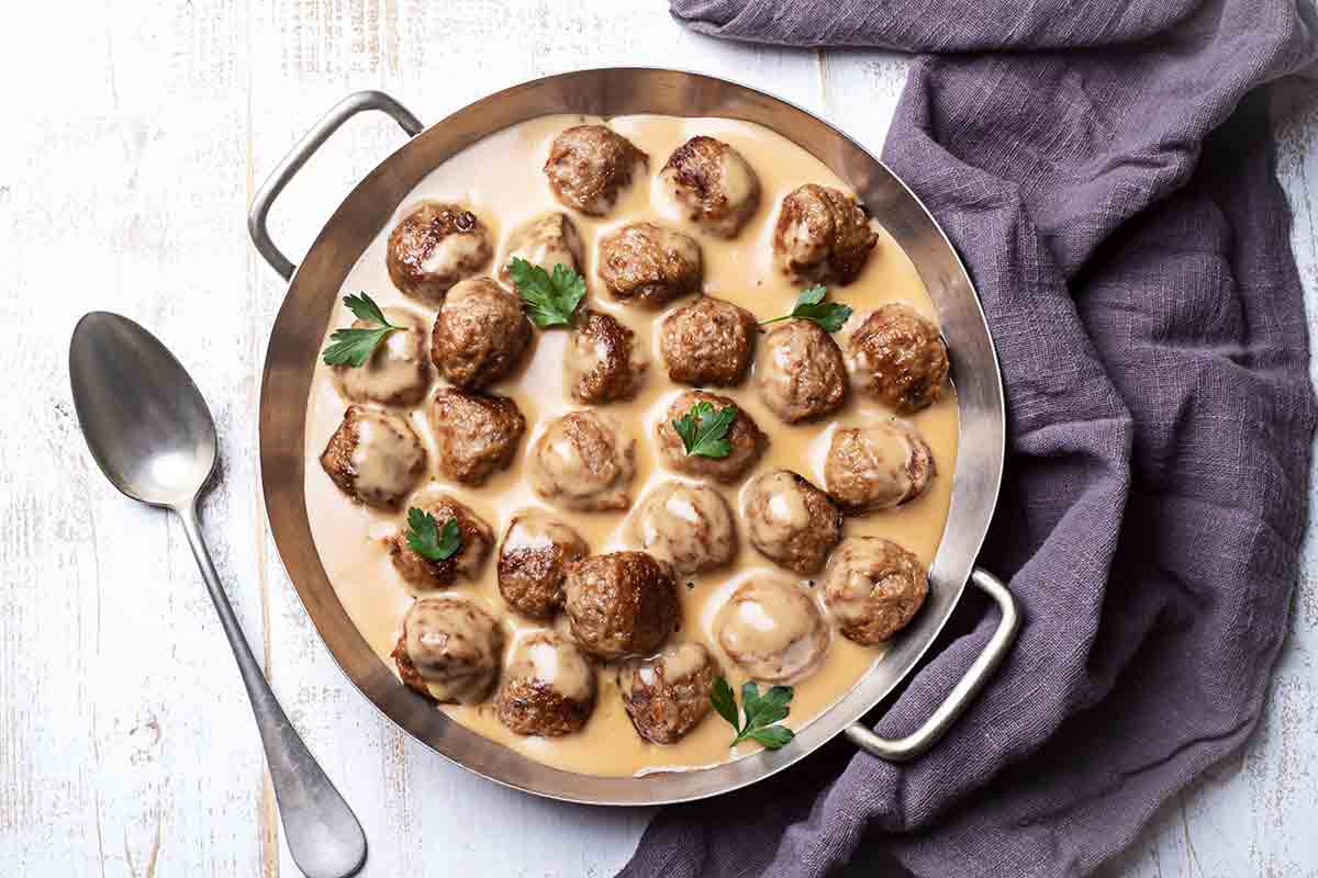 Homemade Ikea Swedish Meatballs – Leites Culinaria