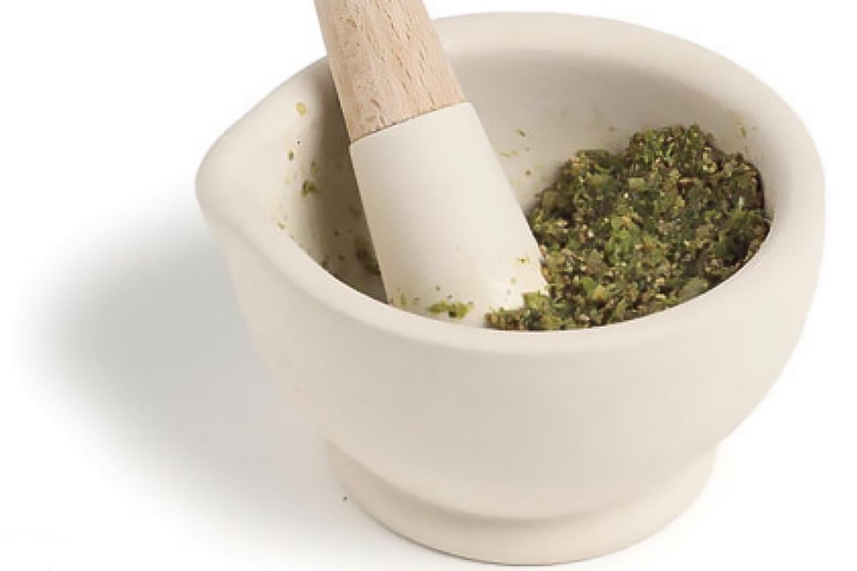 Peppercorn-Cilantro Root Paste