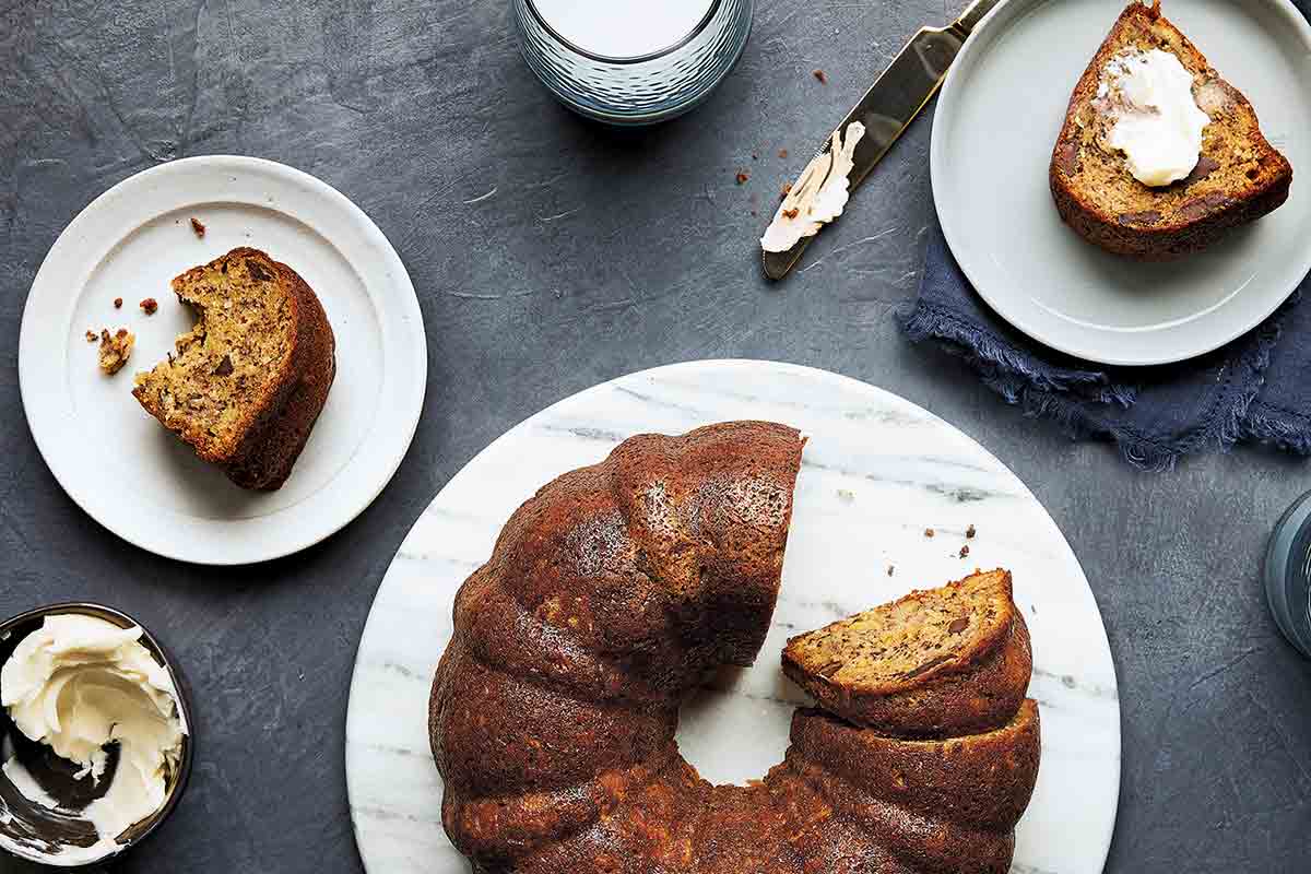 Making banana bread 🍌🍞#baking #home #bilingual #polyglot