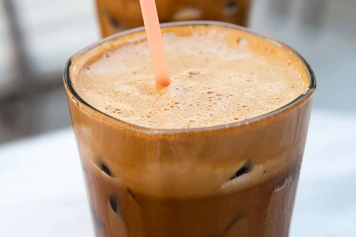 How to Make a Genuine Greek Frappe - Six Clever Sisters