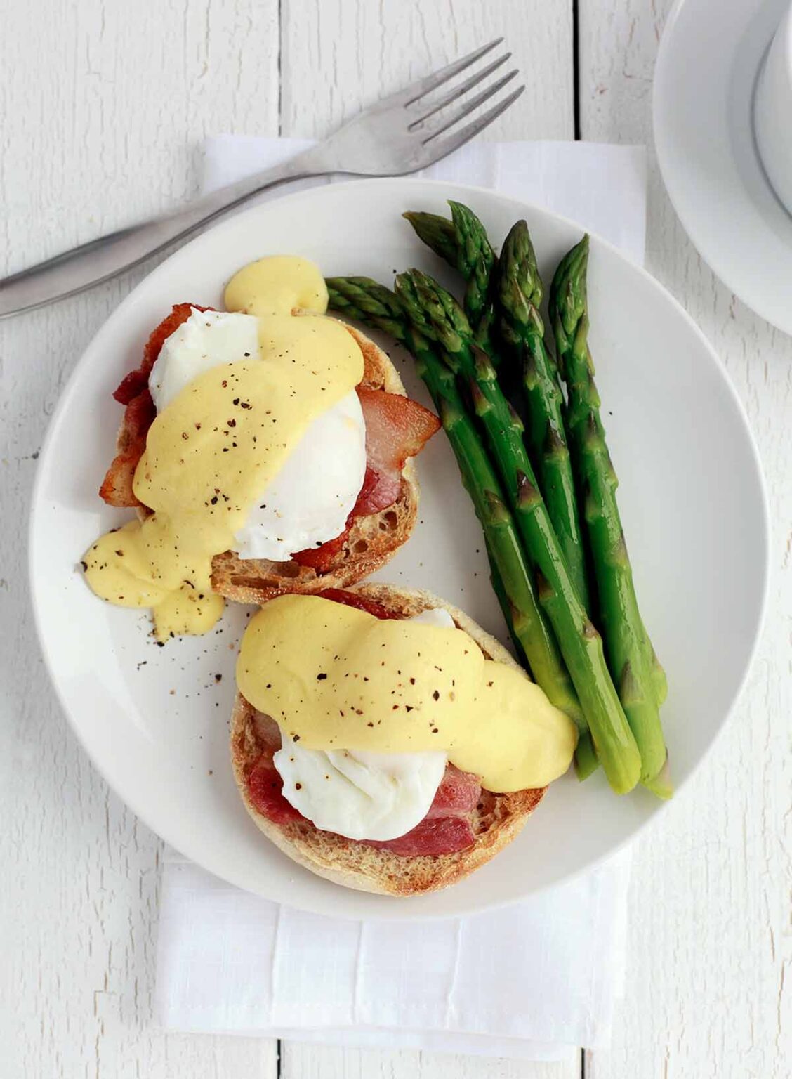 Julia Child's Eggs Benedict – Leite's Culinaria