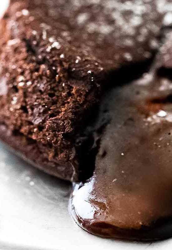 How to Make Molten Chocolate Cakes