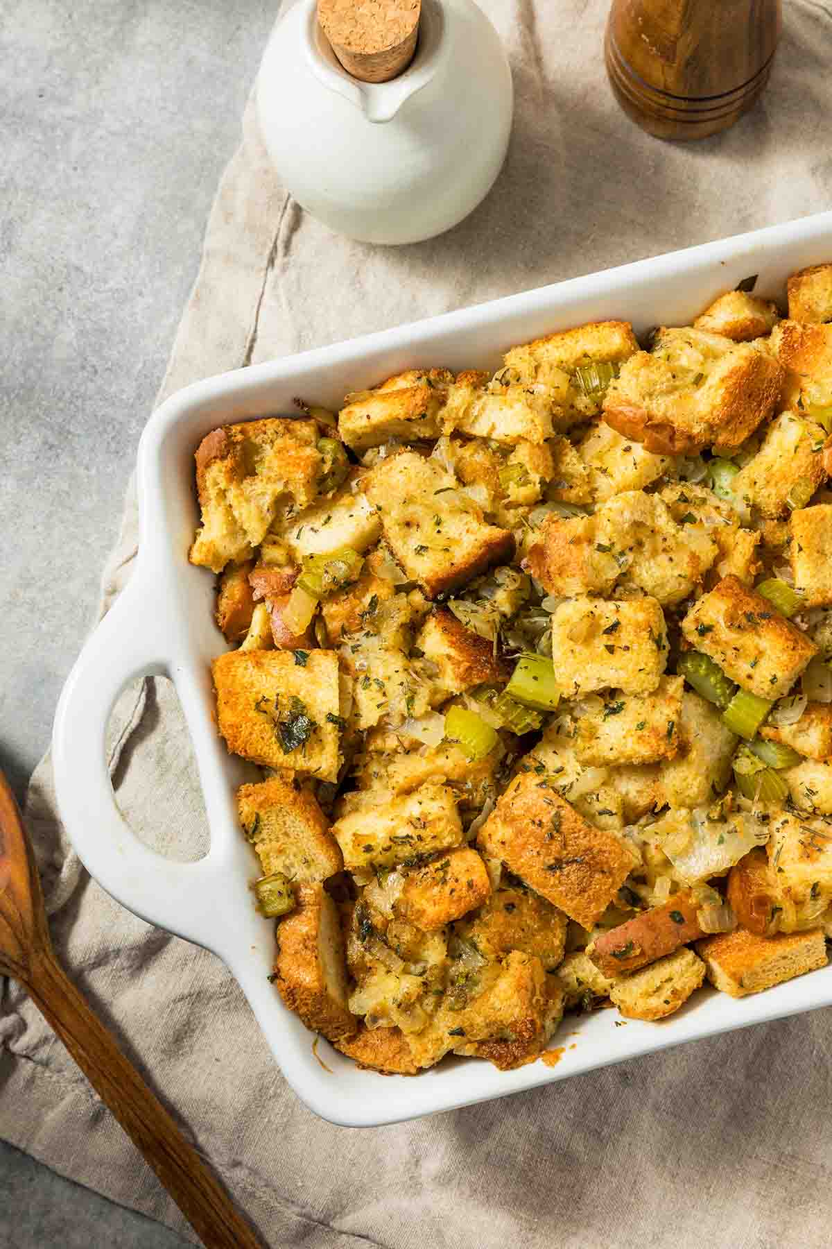 Fluffy cubed bread stuffing mixed with celery and a variety of herbs.