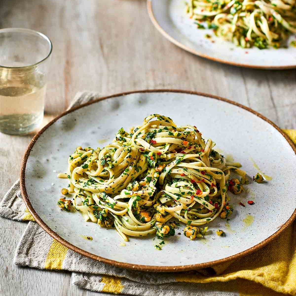 Walnut Parsley Pesto Pasta – Leite's Culinaria