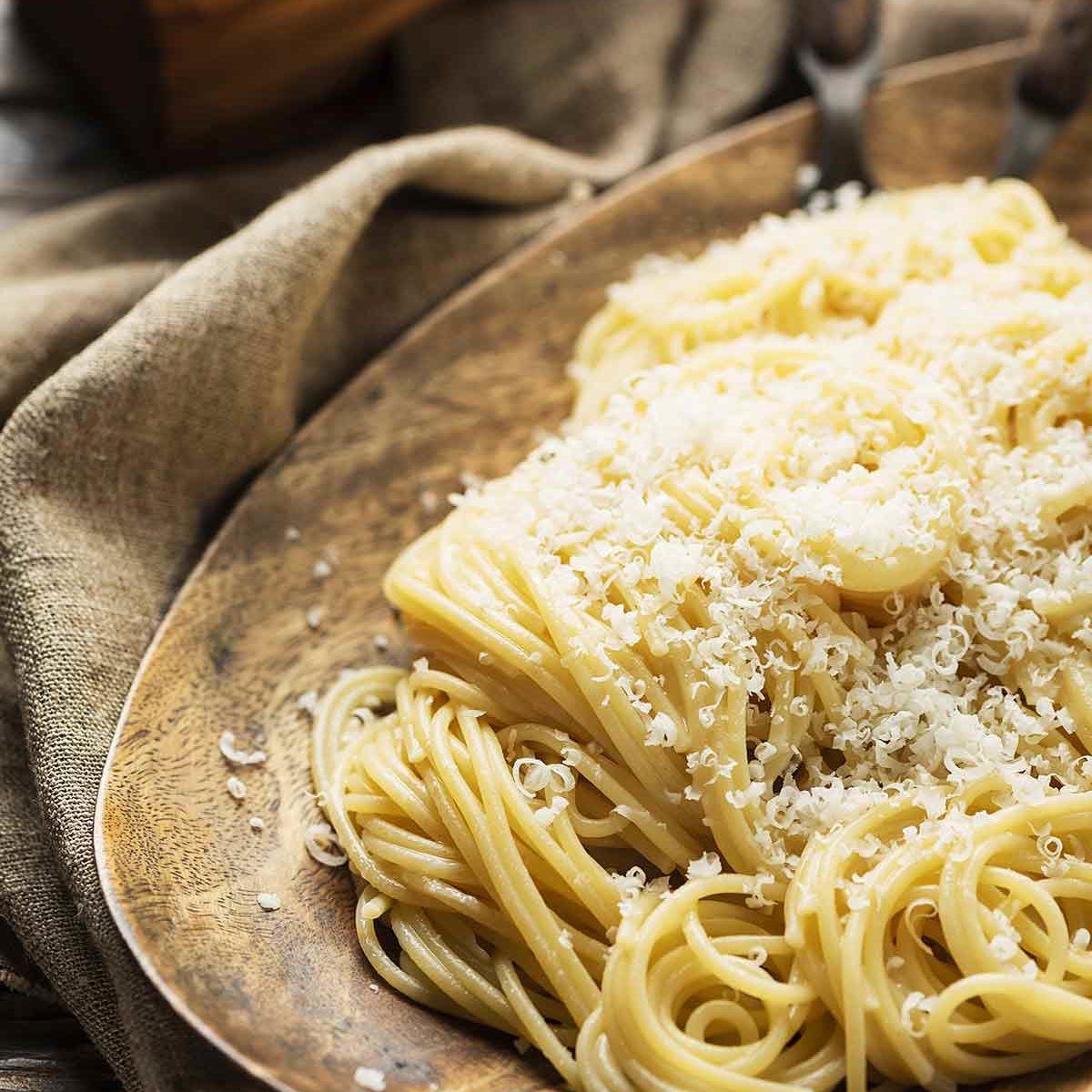 Pasta with Butter and Parmesan – Leite's Culinaria