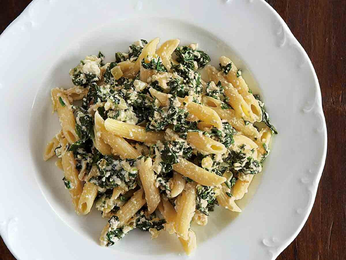 Penne with Spinach-Ricotta Sauce